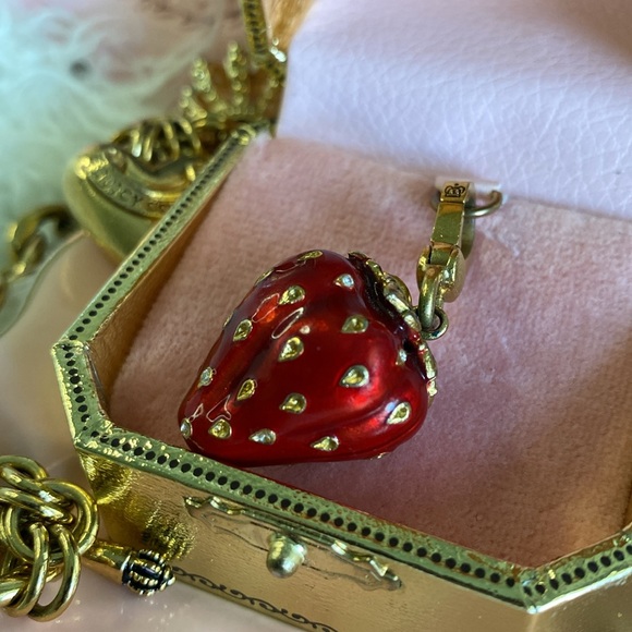 Y2K Juicy Couture Strawberry 🍓 Charm w/ Vintage Charm Box - Picture 7 of 10